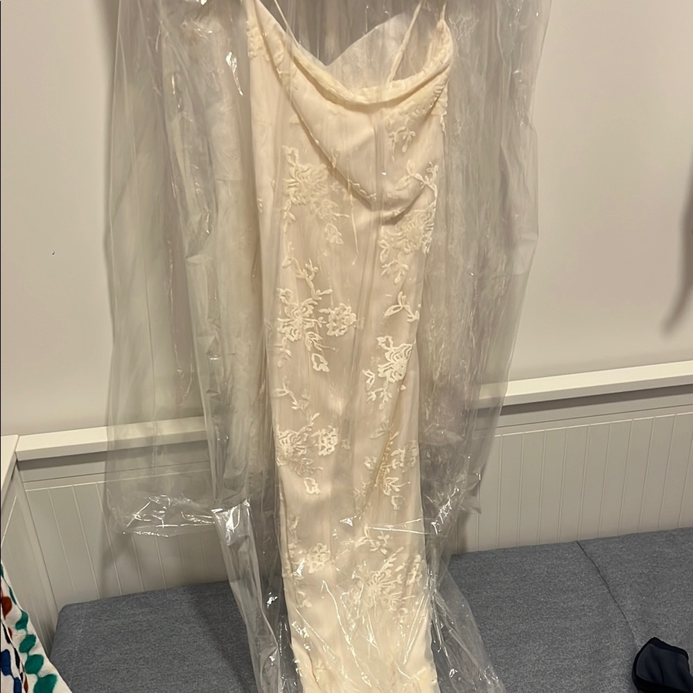 Meshki Erika champagne coloured dress with crushed velvet